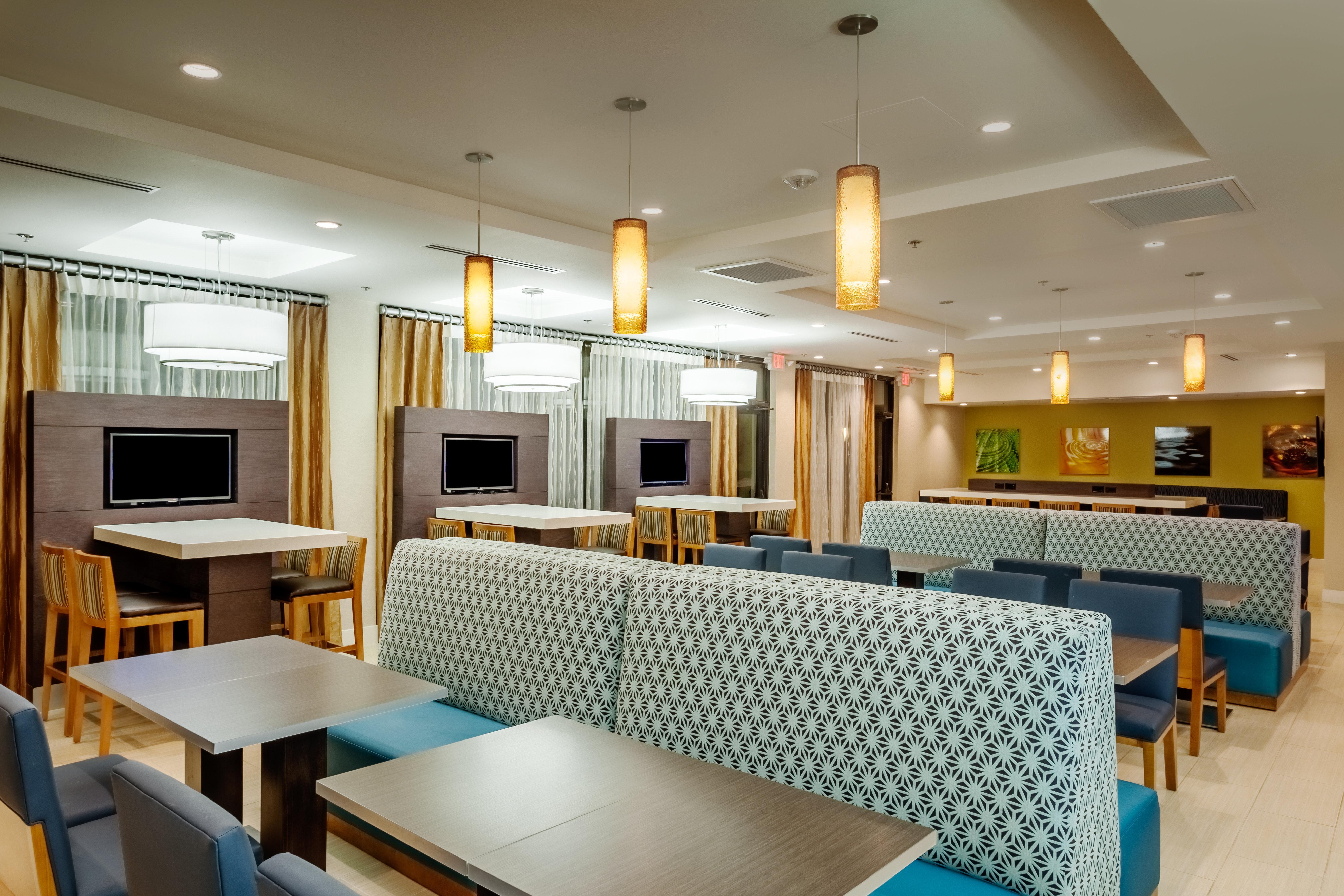 Holiday Inn Express At Monterey Bay By Ihg Seaside Exteriér fotografie